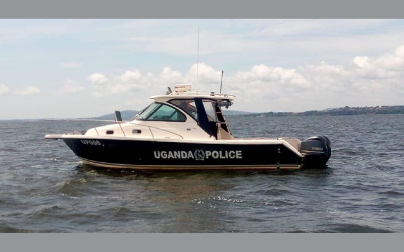 Police marines search for bodies of fishermen who drowned in Lake Victoria