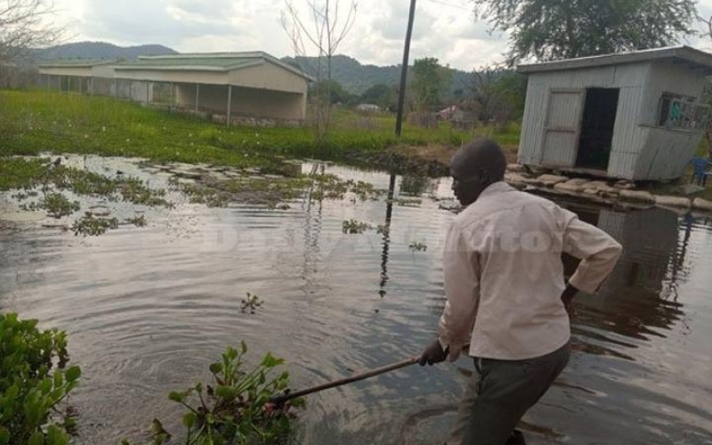 Floods cut off homes, business in Bukwe leaving residents stranded