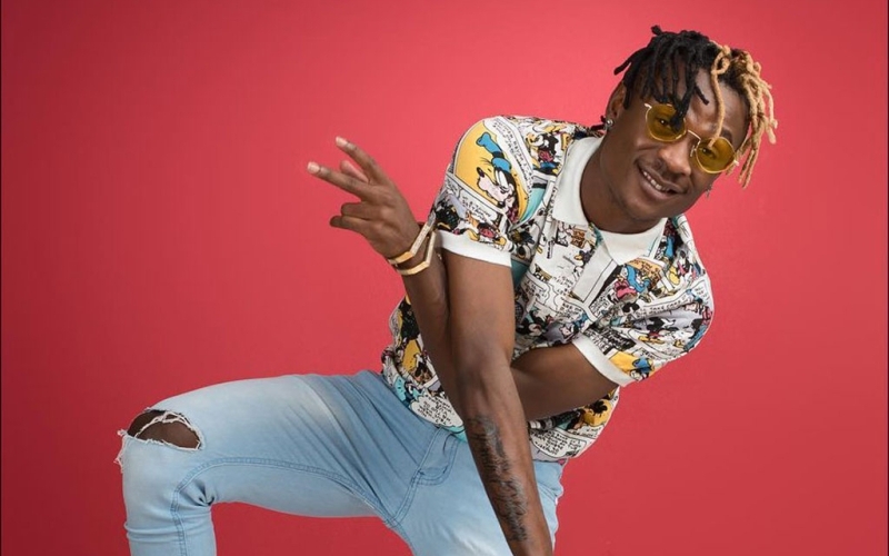 I import my clothes from abroad - Fik Fameica