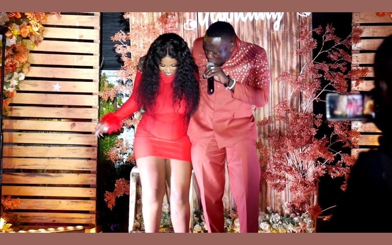 Geosteady’s two women struggle for his attention at the Concert