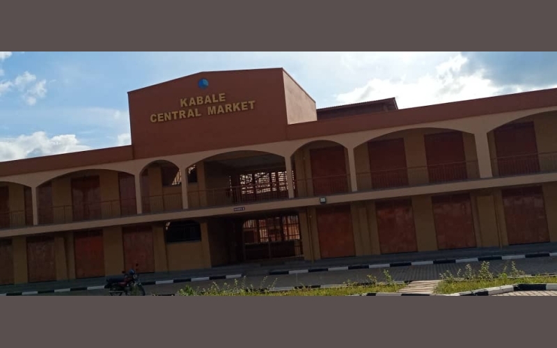 Minister Magyezi constitutes special committee to probe mess in Kabale Central Market