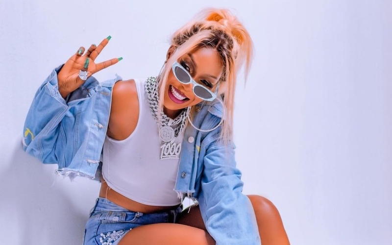 Karole Kasita Choking on Debts