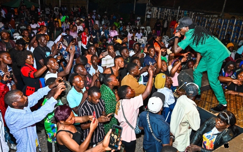 Young Mulo Holds Successful Concert