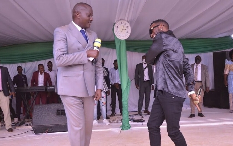 I Can Never Perform at Pastor Bugingo's Church - Mike Wine