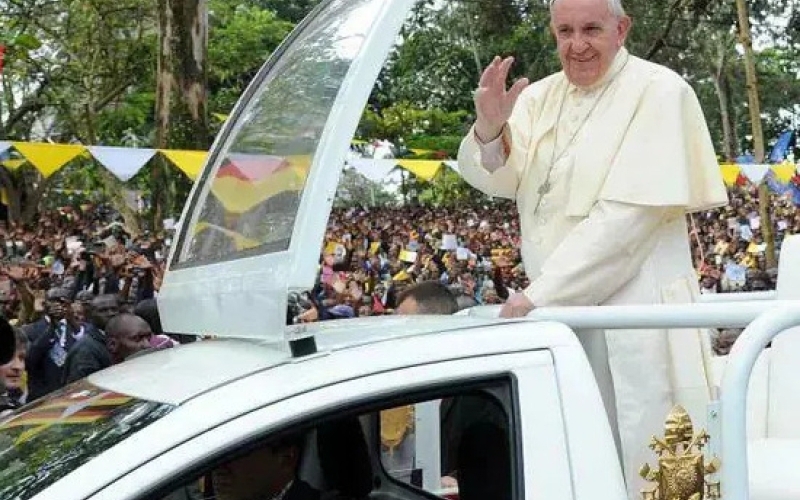 Parliament unites in prayer for Pope Francis