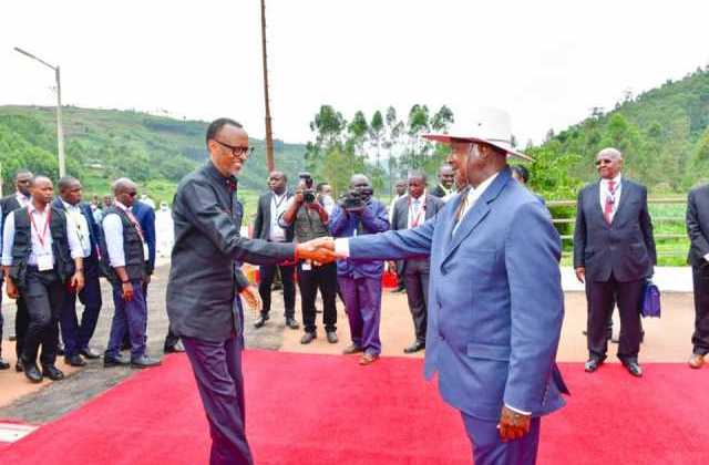 Rwanda Accuses Uganda of Harboring Rebels as Museveni, Kagame meet over Border closure