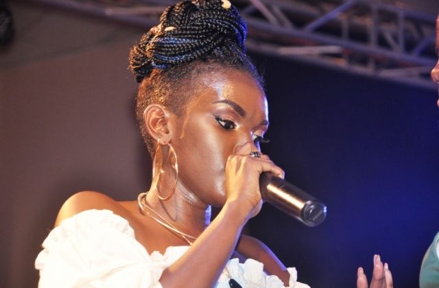 Photos: Fille’s Make-up Melts On Stage, Flows Like River Nile