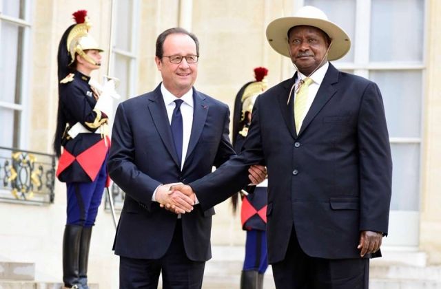 Presidents Museveni and Hollande hold bilateral talks in France – Photos