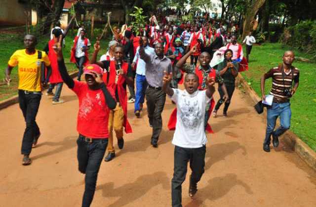 MUK Student Mocks Vice Chancellor For Participating in Anti Corruption Walk