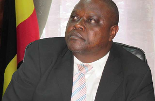 Minister Bagiire recommends transfer of Busoga Traffic boss for poor conduct