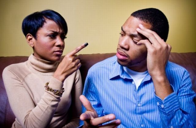 Ways Women Act When They Don't Love You Anymore