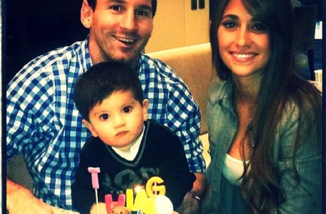 Lionel Messi : Net Worth , Cars ,Mansion, Son & Girlfriend