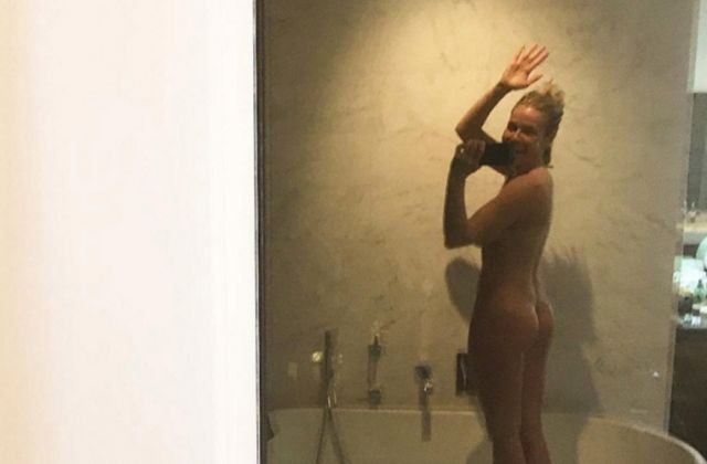 Chelsea Handler Gets 'Artsy' With Her Latest Nude Photo On Instagram
