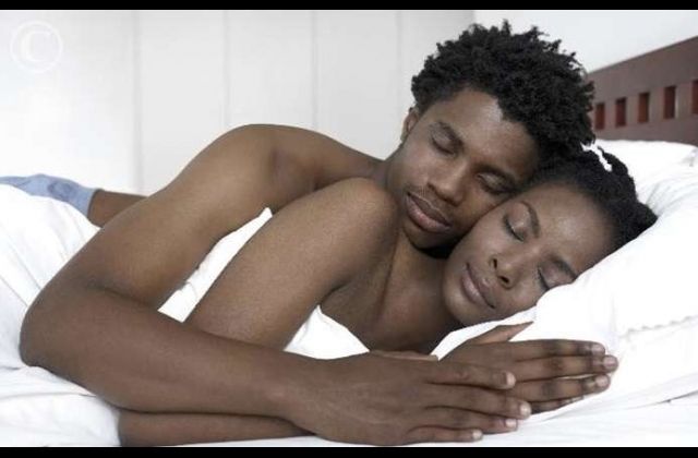 Things Only Romantic Men Do In Bed
