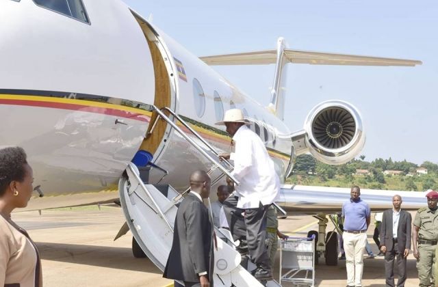 President Museveni in Sudan for meeting on South Sudan Peace Agreement 