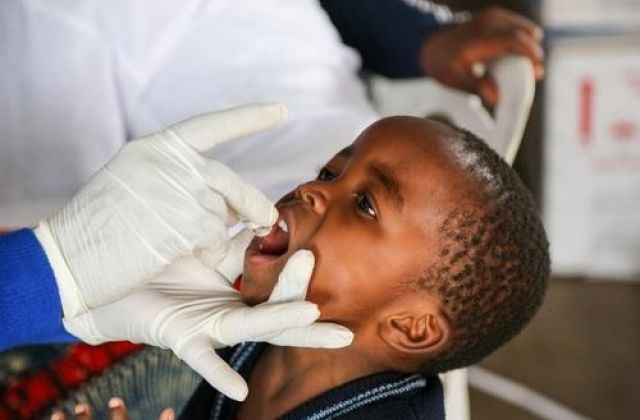 Mass Oral Cholera Vaccination Kicks off in Hoima