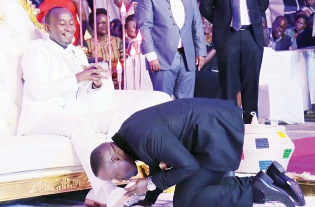 Top City Journalist Joseph Kabuleta Clears The Air Why He Kissed Mbonye Shoes