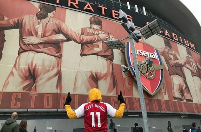 Photos: Ykee Benda Finally Meets ‘Thierry Henry’ At Emirates Stadium