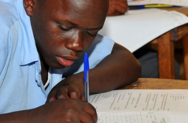 Boys Out Perform Girls In The 2015 P.L.E