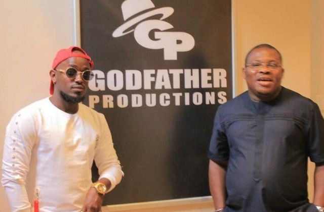 Ykee Benda flies to South Africa for new Video