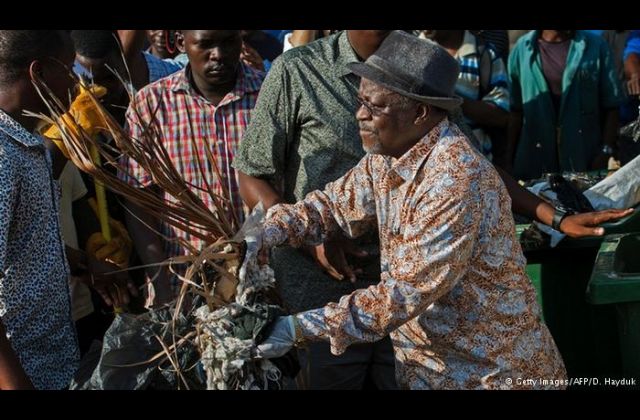 Tanzanian President John Magufuli Cleans Streets On Independence Day