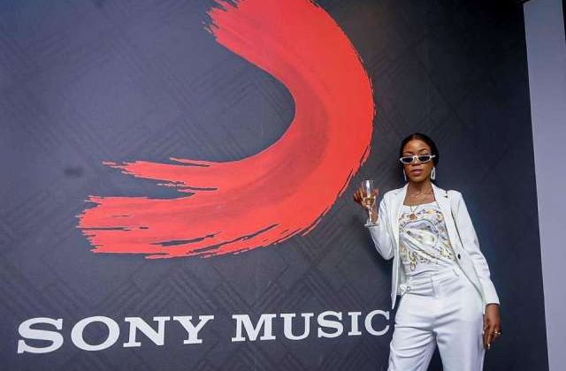 Swangz Avenue’s Vinka  Signs Contract With Sony Music