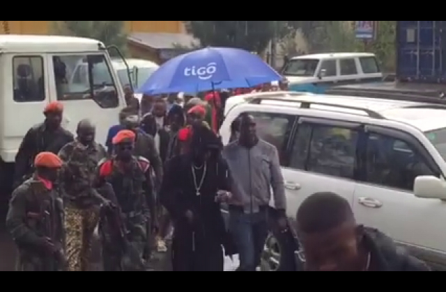 Jose Chameleone Causes A Stir In Congo — Video.