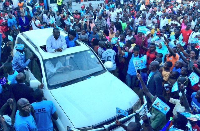Bunyangabu Campaigns: Besigye, Lumumba Join Party