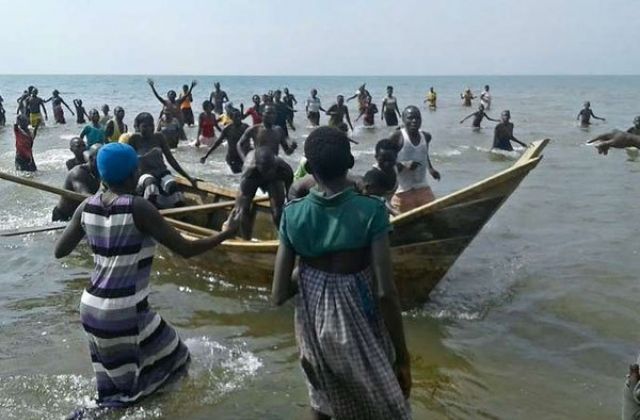 X-Mas Horror: At least 30 Football Players and Fans Drown in Lake Albert
