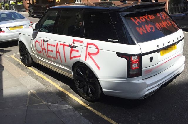 Angry woman paints graffiti over ‘cheating’ partner’s UGX 440 Million Range Rover