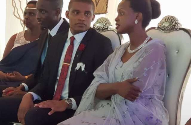 Andrew Kabuura Mocks Wife Flavia Tumusiime After Failing To Use Chopsticks