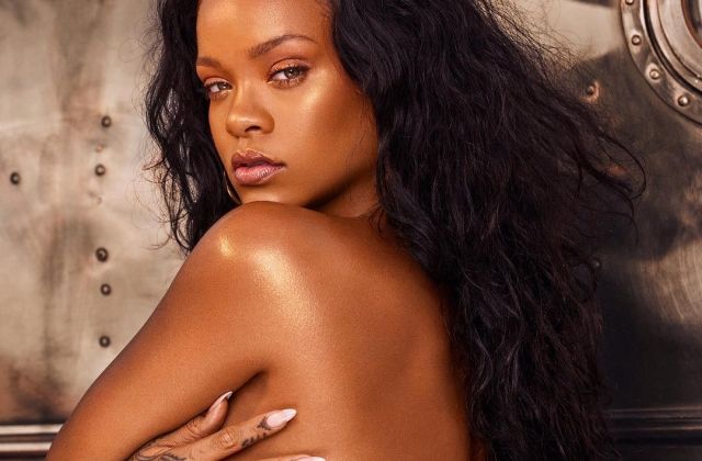 Rihanna Goes Topless On The Gram