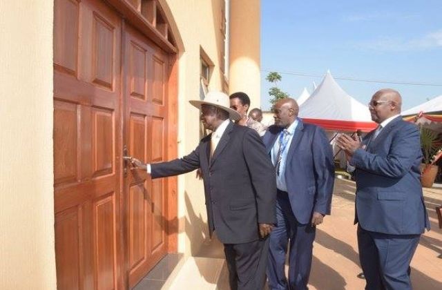 Museveni Opens A Multibillion Chancery In Rwanda