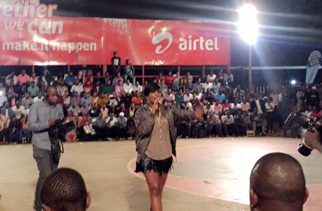 Watch—Irene Ntale’s Performance At Friday Night Lights