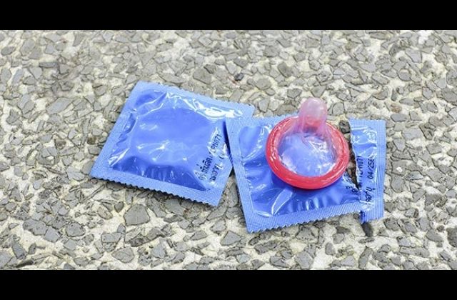 Students Dump Used Condoms And Pads At Kyambogo Senate Building