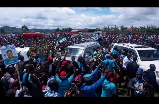 Rukungiri is Blue as FDC leaders Storm town for nomination of Party Candidate Muzanira