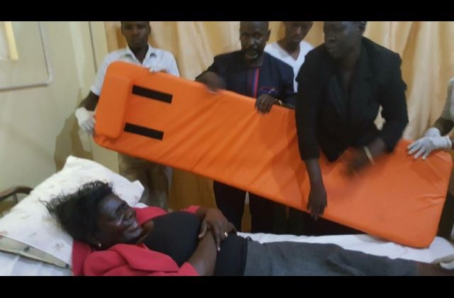 MP Collapses in Parliament, Rushed to the Hospital