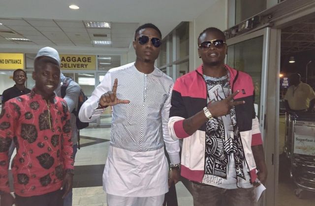 Pallaso And Vector Set To shoot Bubble Remix Video