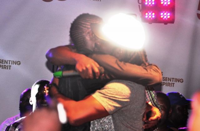 Video — Best Friends? Chameleone and Bebe Cool Bro-HUG on Stage at Sheraton Hotel
