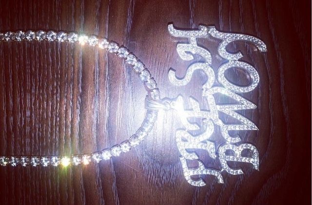 Fik Fameica Buys Neck Chain For 1 Million