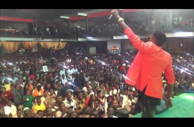 Chameleone Finally Crowns Ziza Bafana Dancehall General