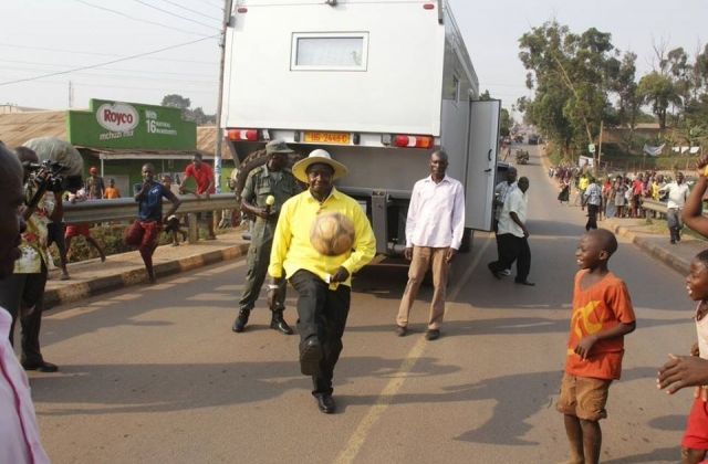 M7 Halts His Campaign, Plays Football With A Group Of Kids