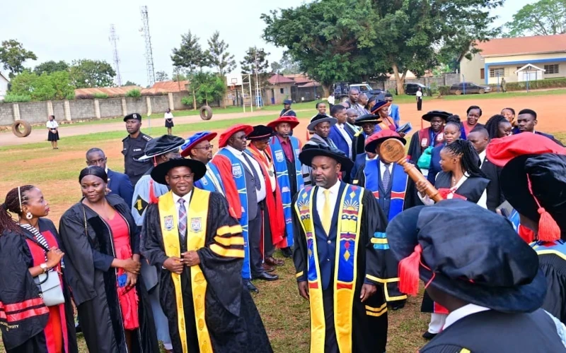 Deputy Speaker calls for graduate-creativity in job market