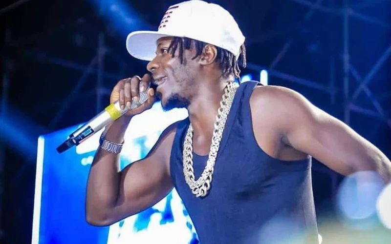 Chaos as Alien Skin Is Beaten Like Chicken Thief In Jinja