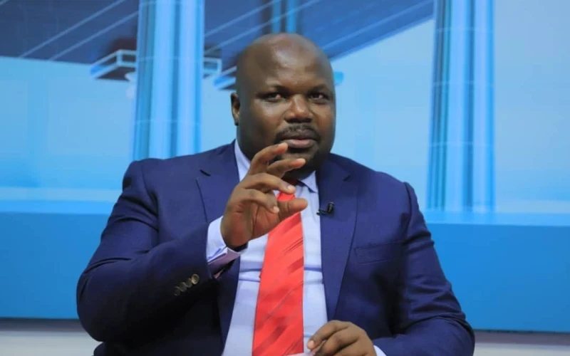 Munyagwa Accuses Museveni and Bobi Wine of Ferrying People to Rallies