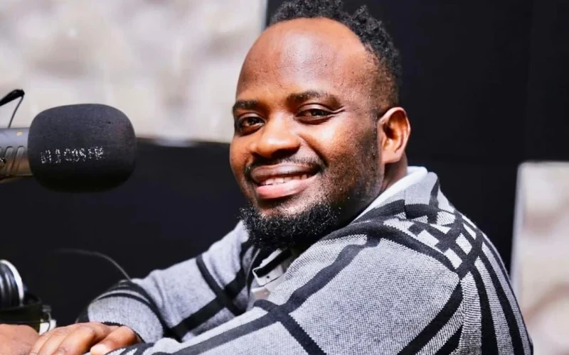 I am broke, please book me - David Lutalo
