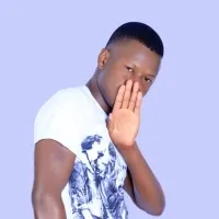 Yongo Da Mam Akoto - Bom star
